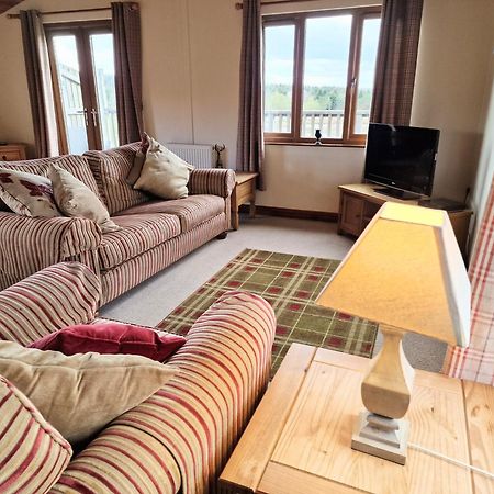 הוילה Kelty Lomond 5 With Private Hot Tub - Fife - Loch Leven - Lomond Hills - Pet Friendly מראה חיצוני תמונה