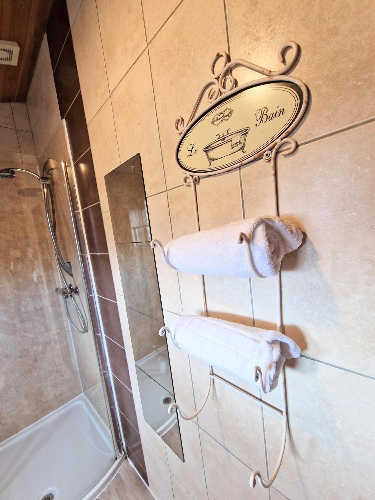 הוילה Kelty Lomond 5 With Private Hot Tub - Fife - Loch Leven - Lomond Hills - Pet Friendly מראה חיצוני תמונה