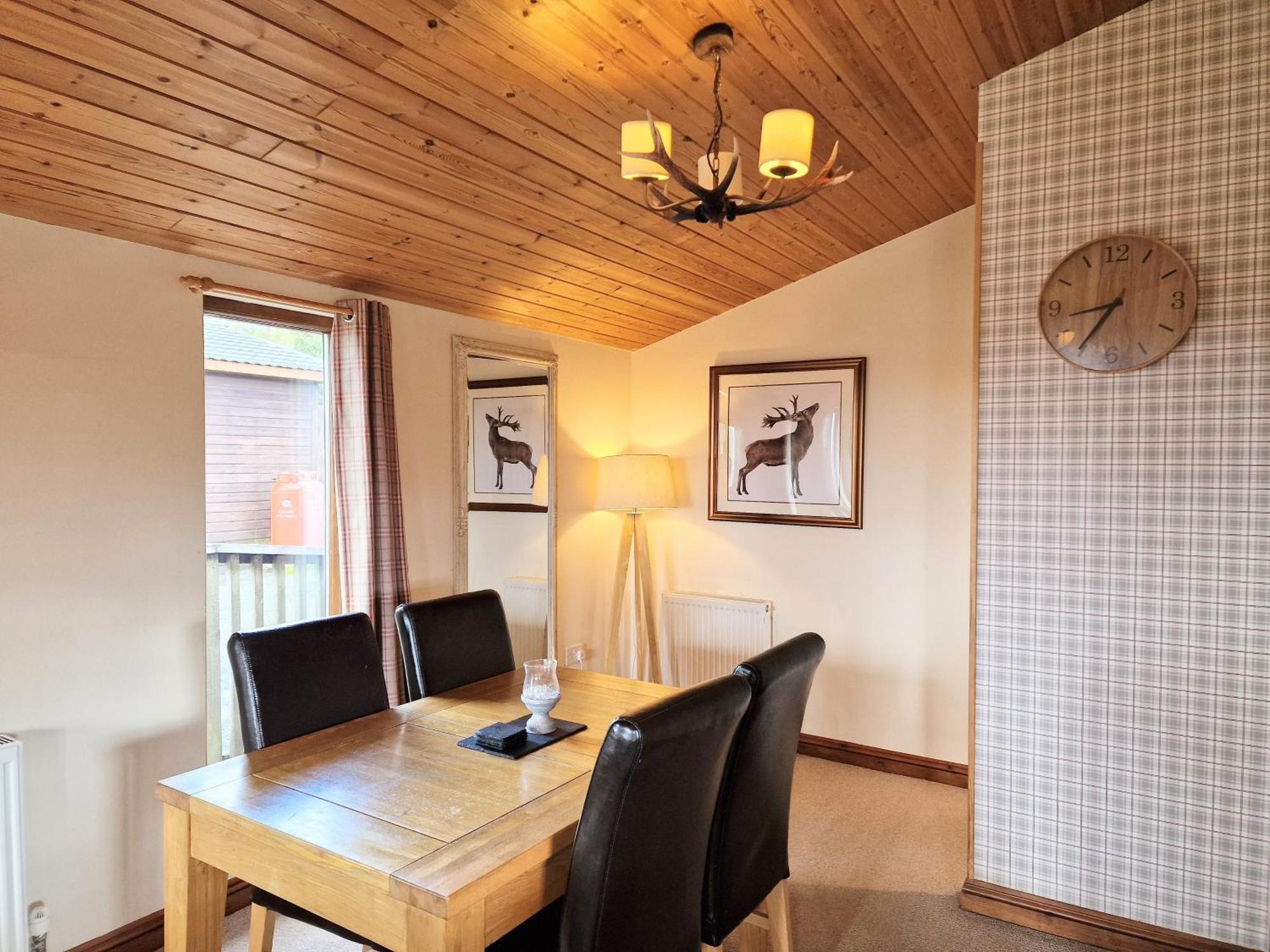 הוילה Kelty Lomond 5 With Private Hot Tub - Fife - Loch Leven - Lomond Hills - Pet Friendly מראה חיצוני תמונה