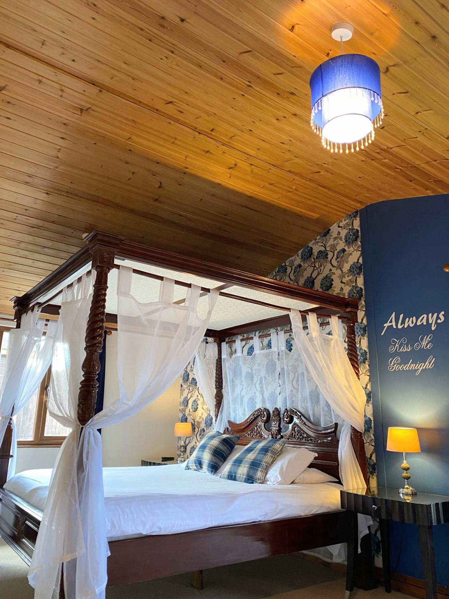 הוילה Kelty Lomond 5 With Private Hot Tub - Fife - Loch Leven - Lomond Hills - Pet Friendly מראה חיצוני תמונה