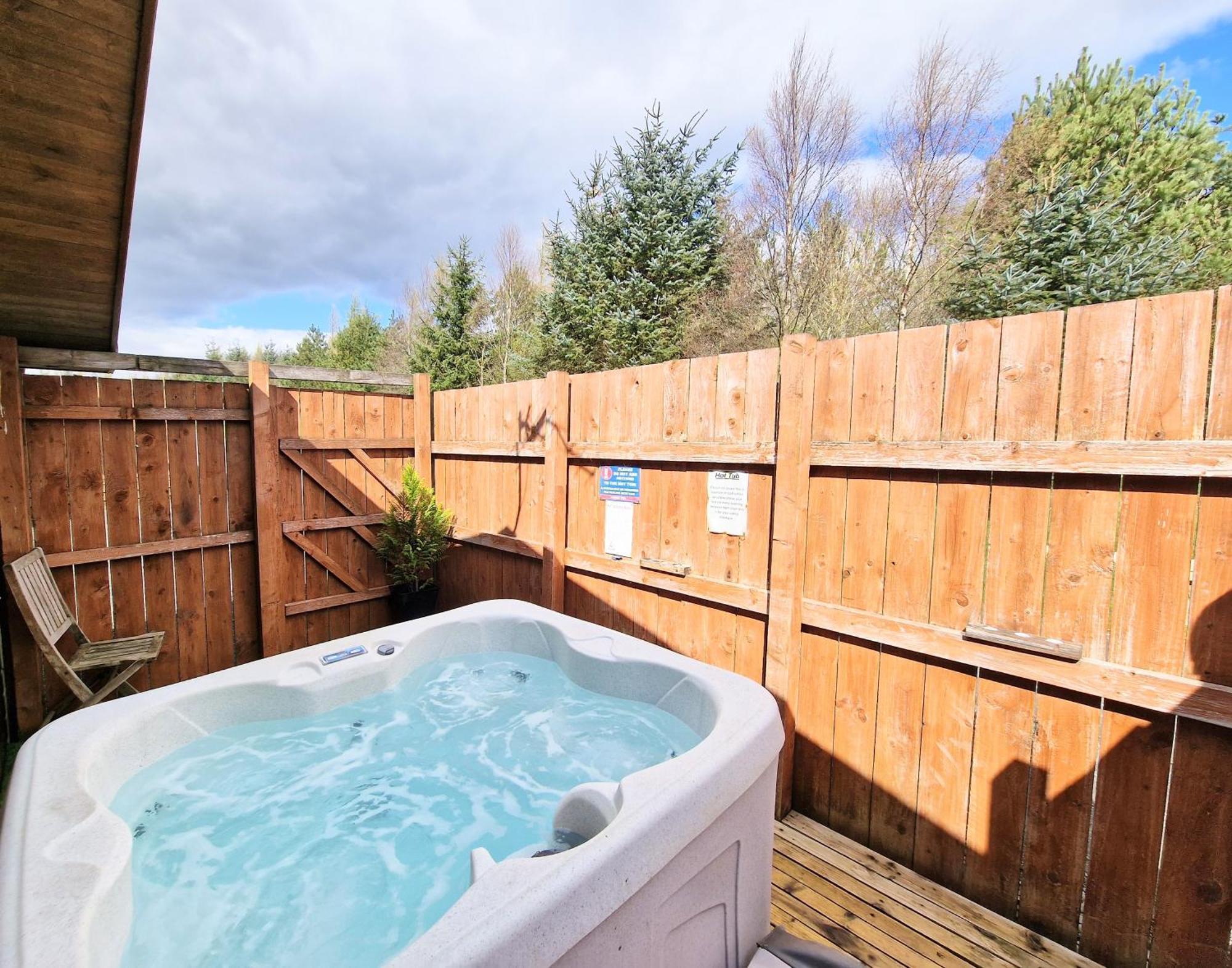 הוילה Kelty Lomond 5 With Private Hot Tub - Fife - Loch Leven - Lomond Hills - Pet Friendly מראה חיצוני תמונה